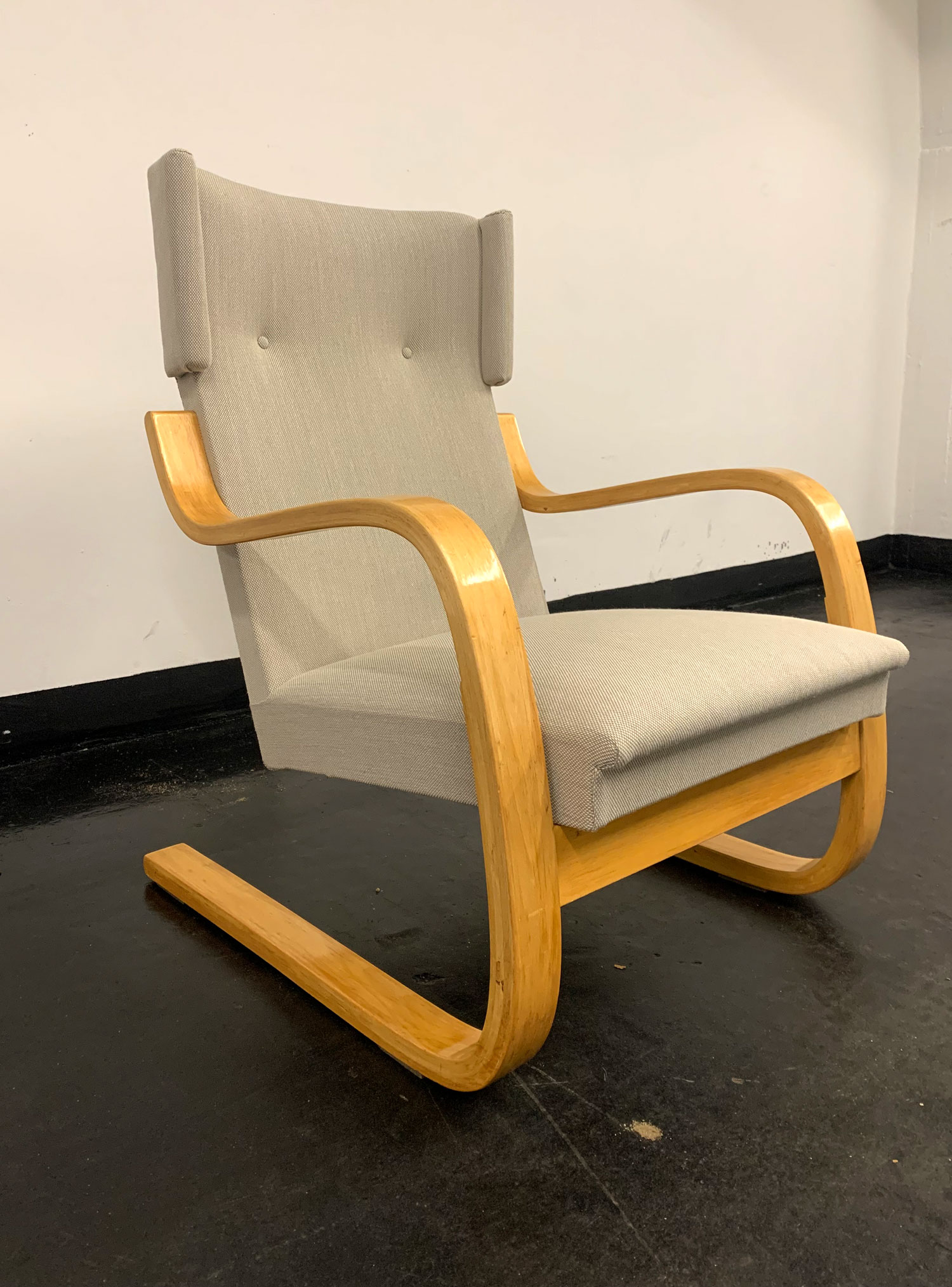 Schwingstuhl mit neuer Polsterung